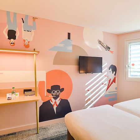 Hotel Ibis Styles Lyon Centre Confluence Exterior foto