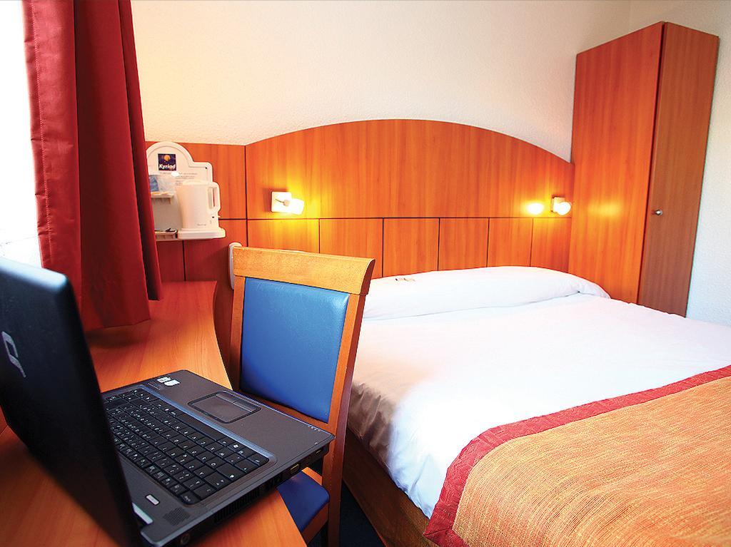 Hotel Ibis Styles Lyon Centre Confluence Exterior foto